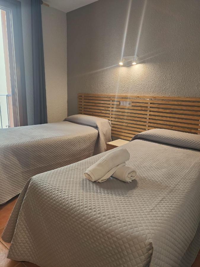 Hotel Acebo Plaza Mayor Jaca Exterior foto